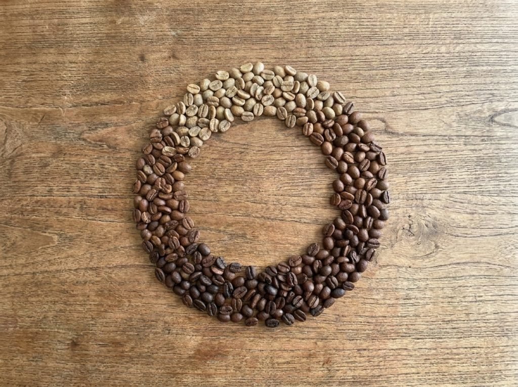 Guide til kaffebønner: lys, mellem og mørk ristning